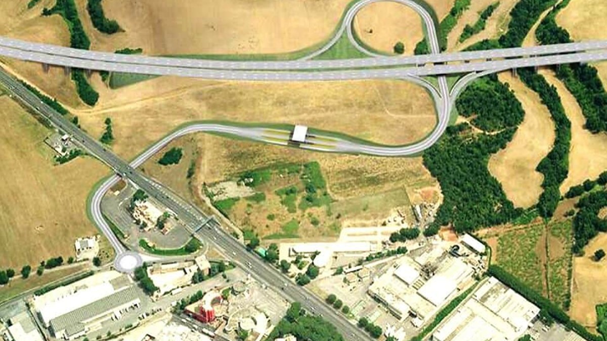Corridoio Tirrenico Meridionale — inserimento di uno svincolo autostradale su ortofoto, con viadotto di attraversamento e rampe di innesto sulla viabilità esistente